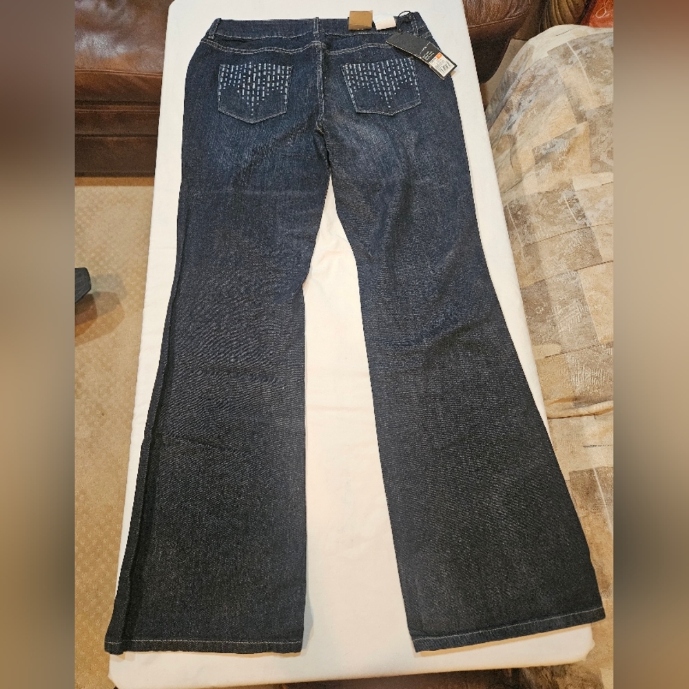 Wassio Low Rise Bootcut Jeans Size 10